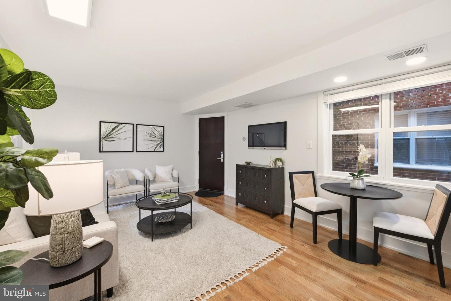 626 Independence Avenue SE #103 photo 8