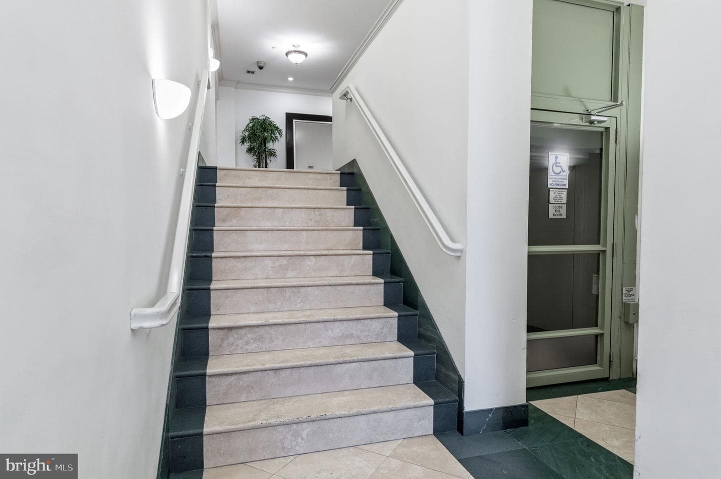 1830 Jefferson Place NW #19 photo 5