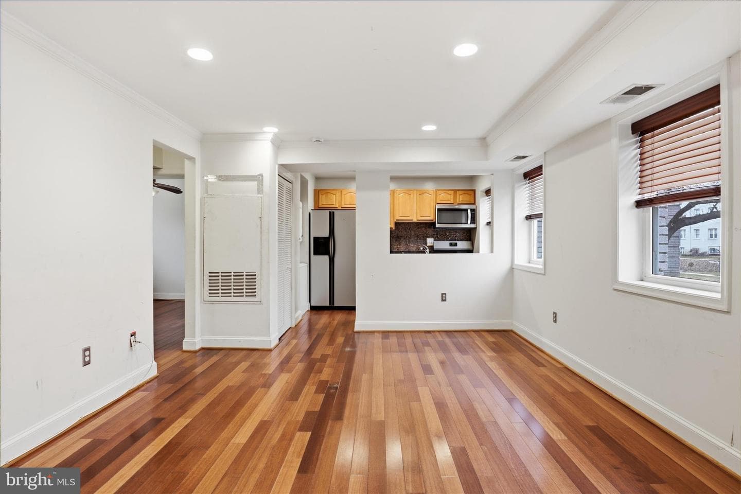 3866 9th Street SE #102 photo 3
