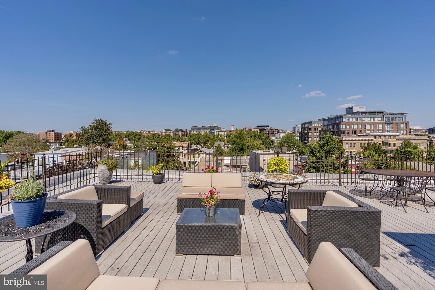 1741 Johnson Avenue NW #301 photo 23