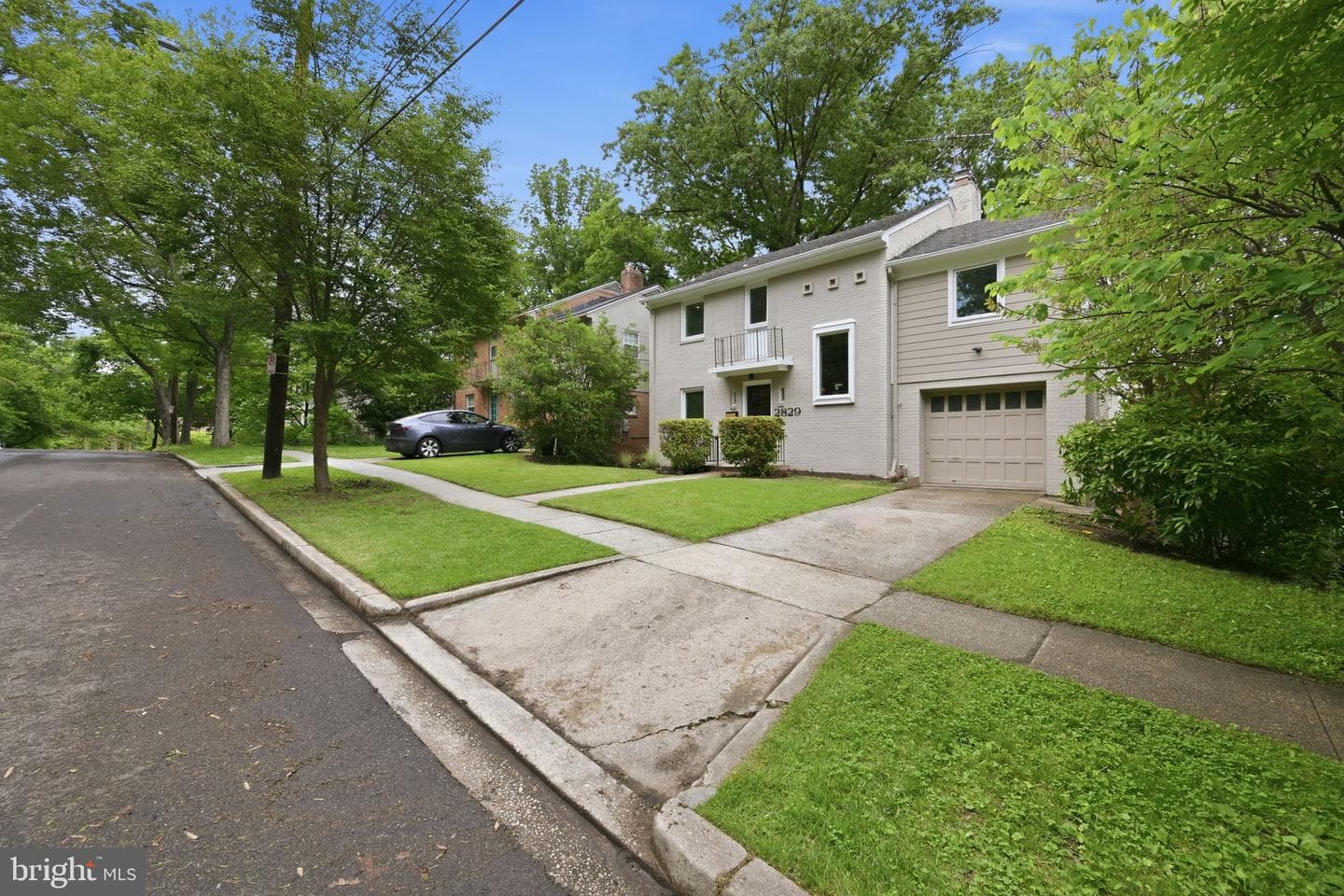 2829 29th Place NW photo 2