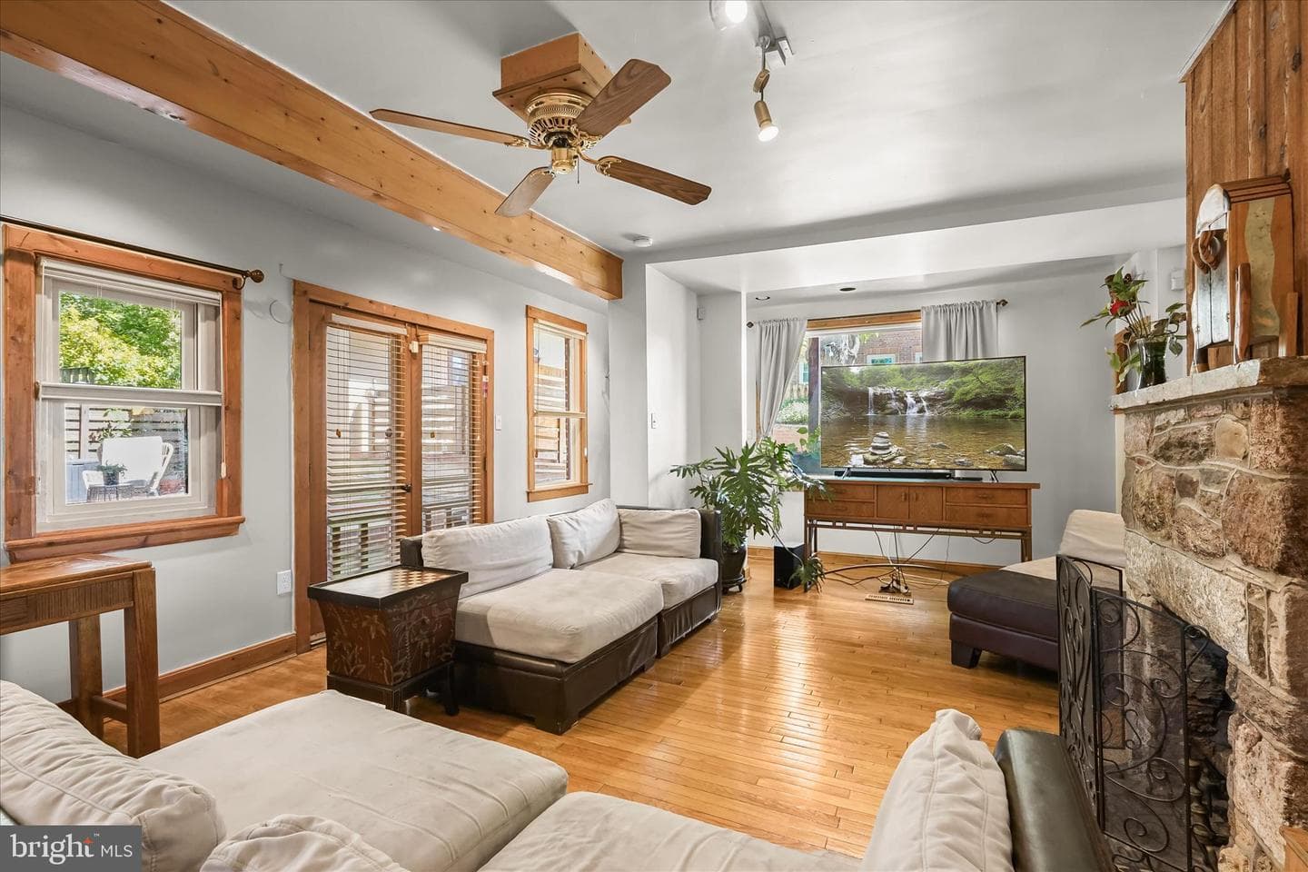 3137 18th Street NE photo 10