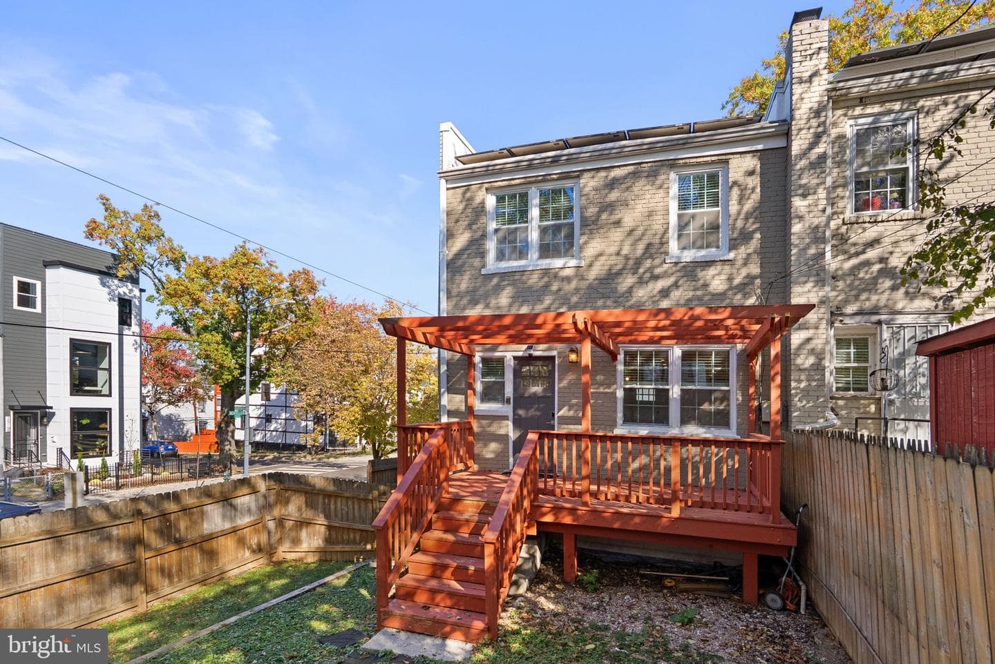1201 Queen Street NE photo 27