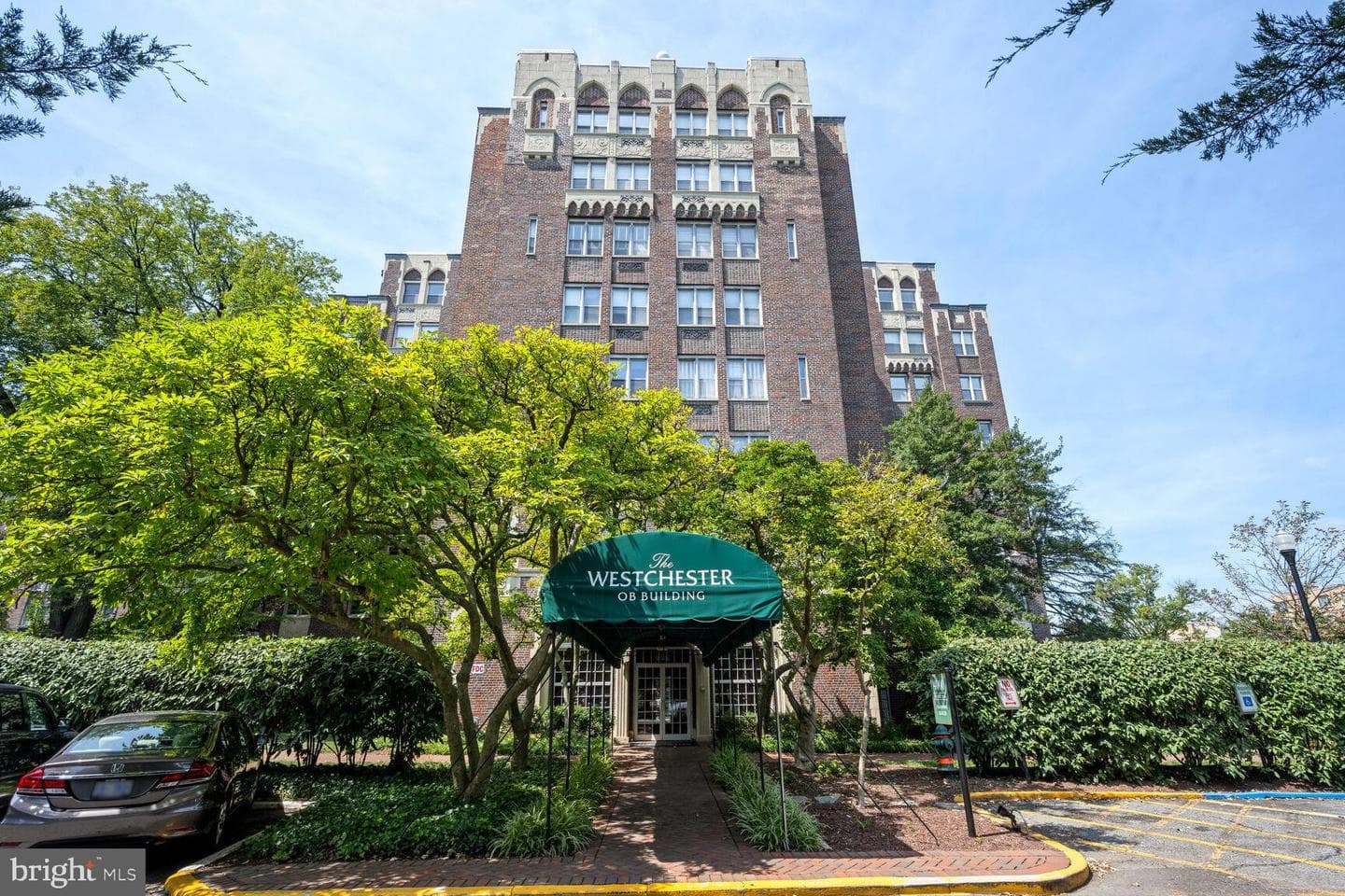 4000 Cathedral Avenue NW #406b photo 33