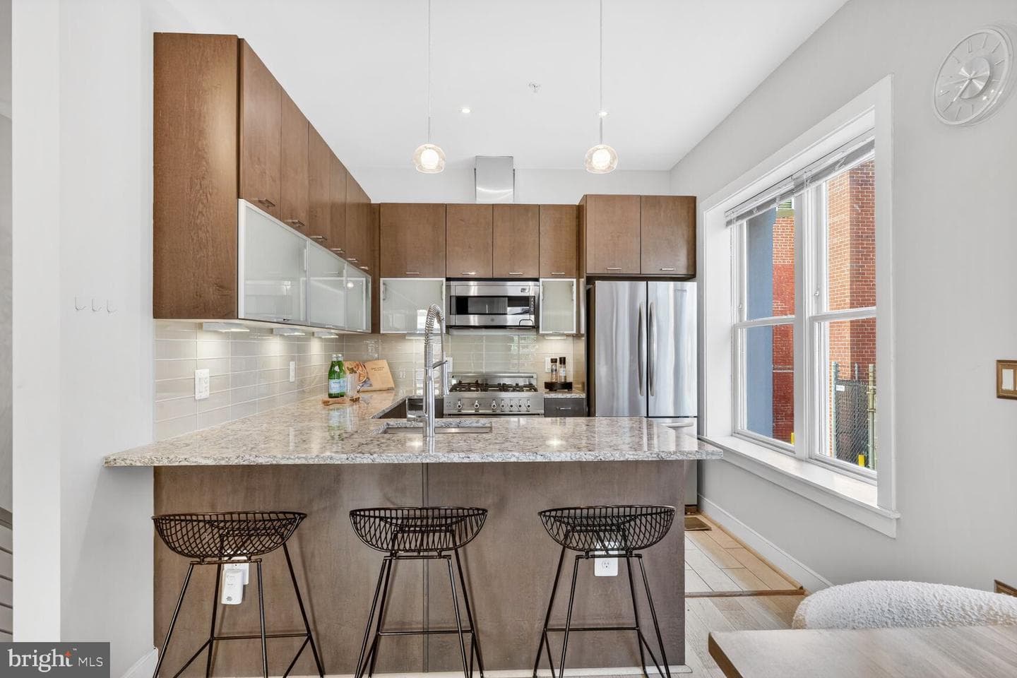 2142 O Street NW #100 photo 6