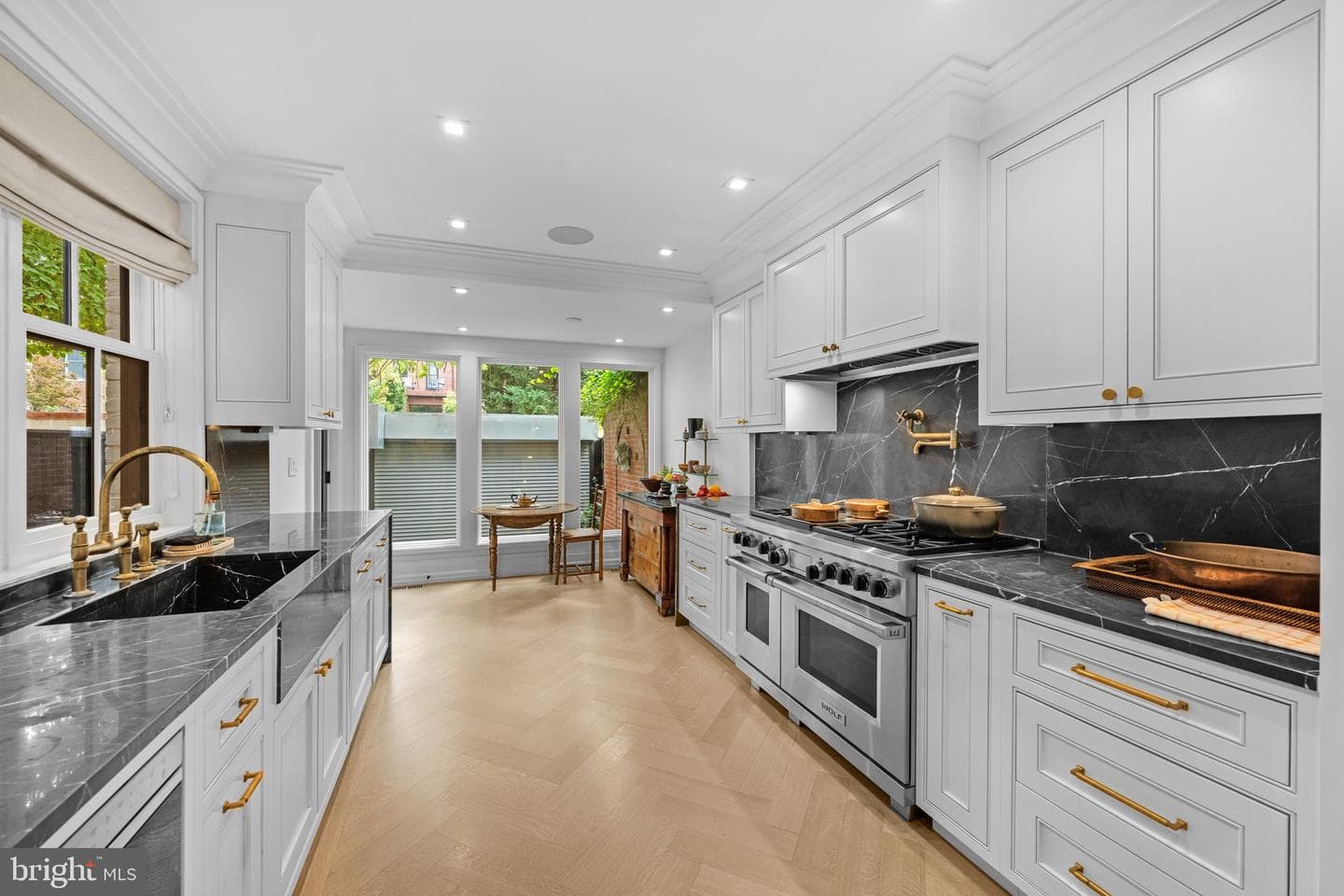 1524 Swann Street NW photo 8