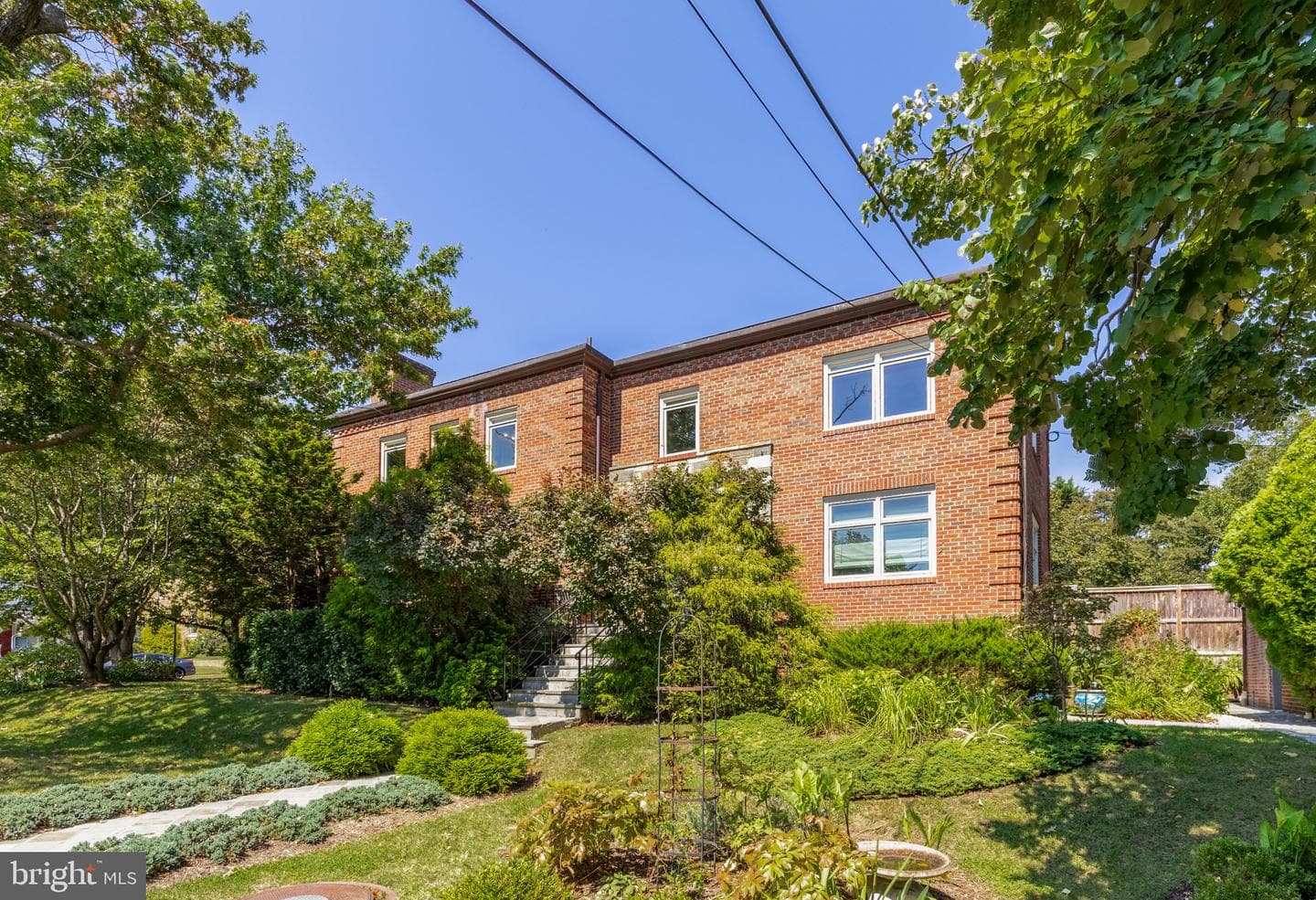 1755 Upshur Street NW photo 2
