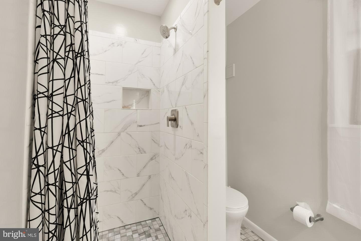 1755 Upshur Street NW photo 54