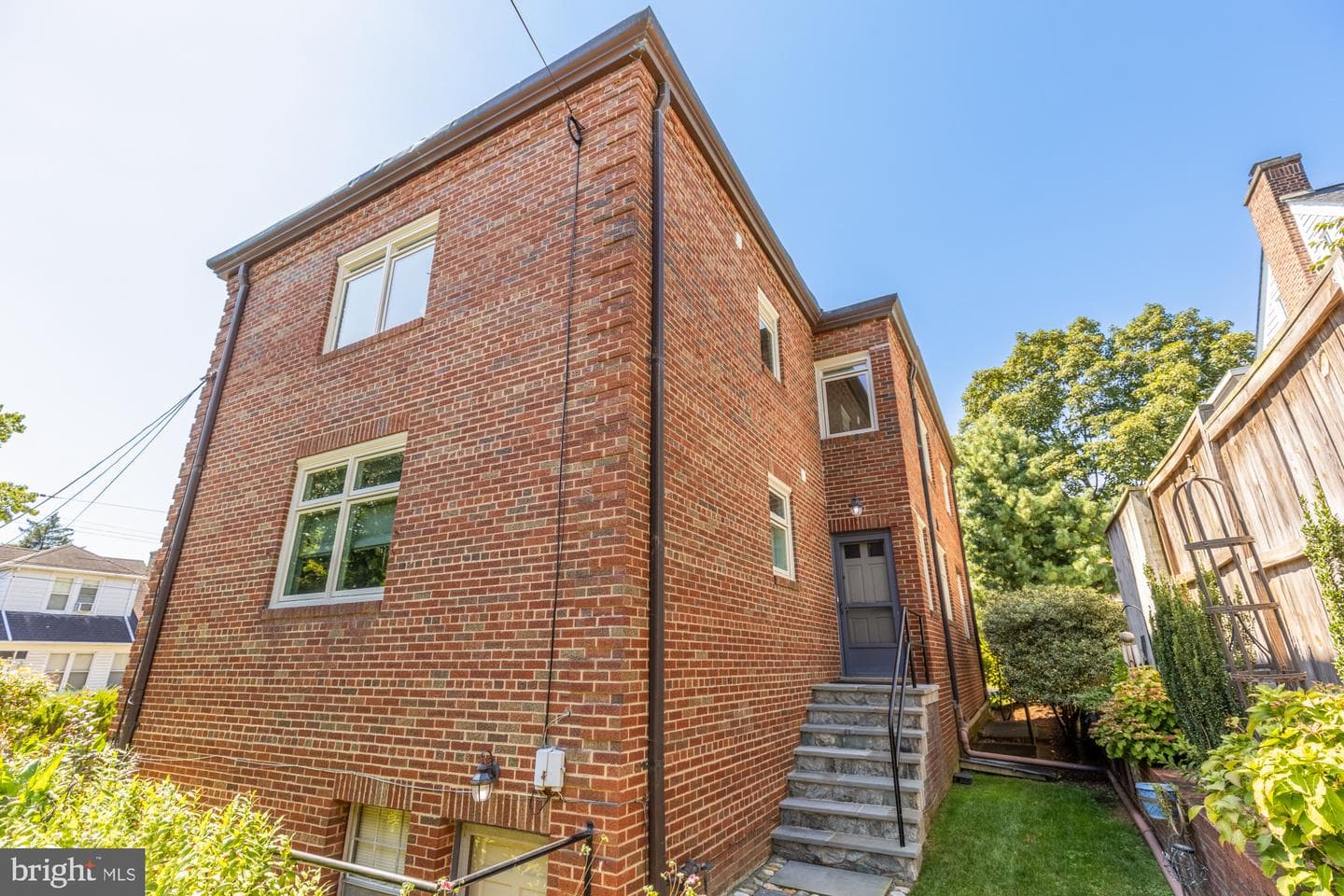 1755 Upshur Street NW photo 61