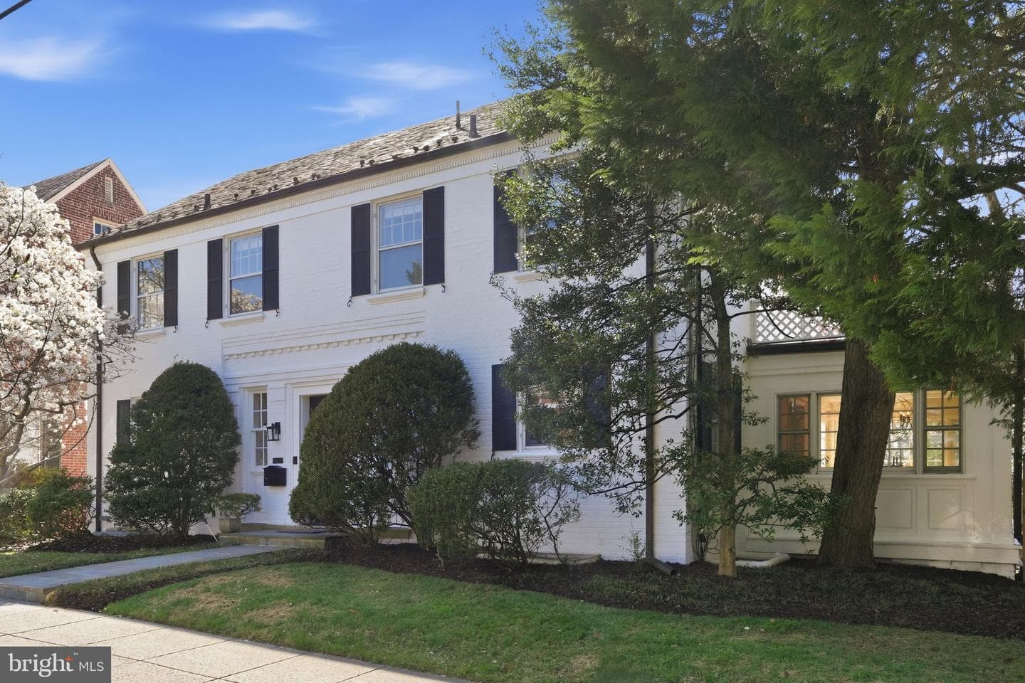 3752 Cumberland Street NW photo 2