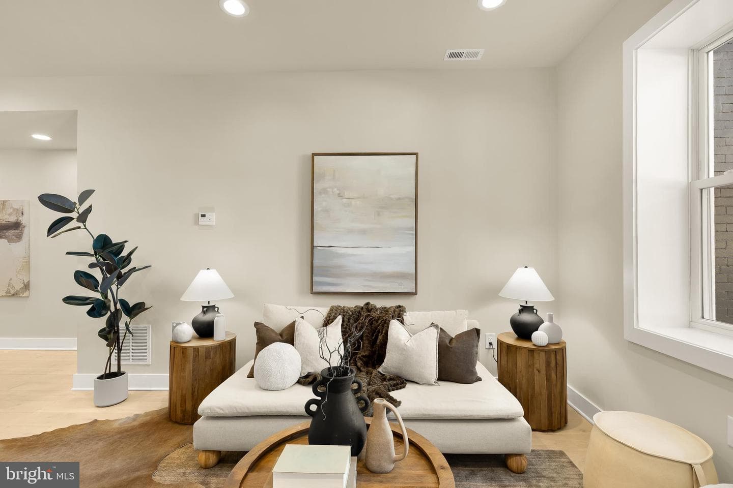 422 Warner Street NW photo 3