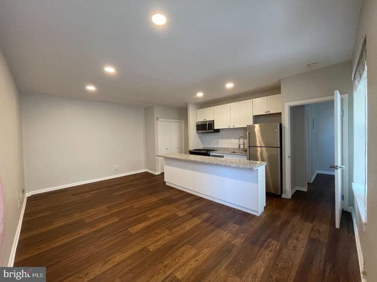 1669 Columbia Road NW #215 photo 23