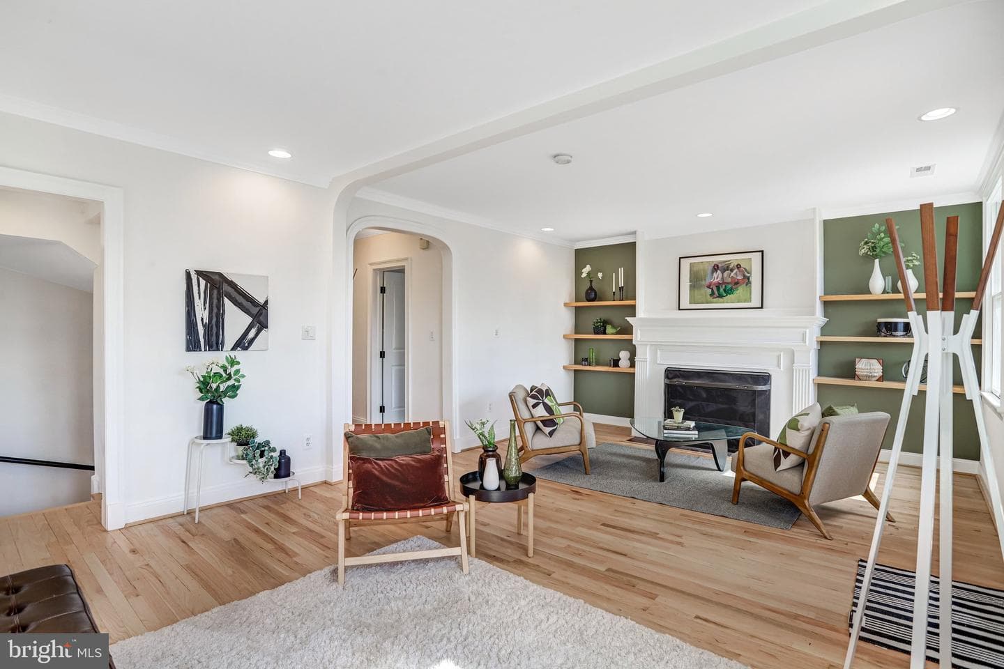 5045 Cathedral Avenue NW photo 22