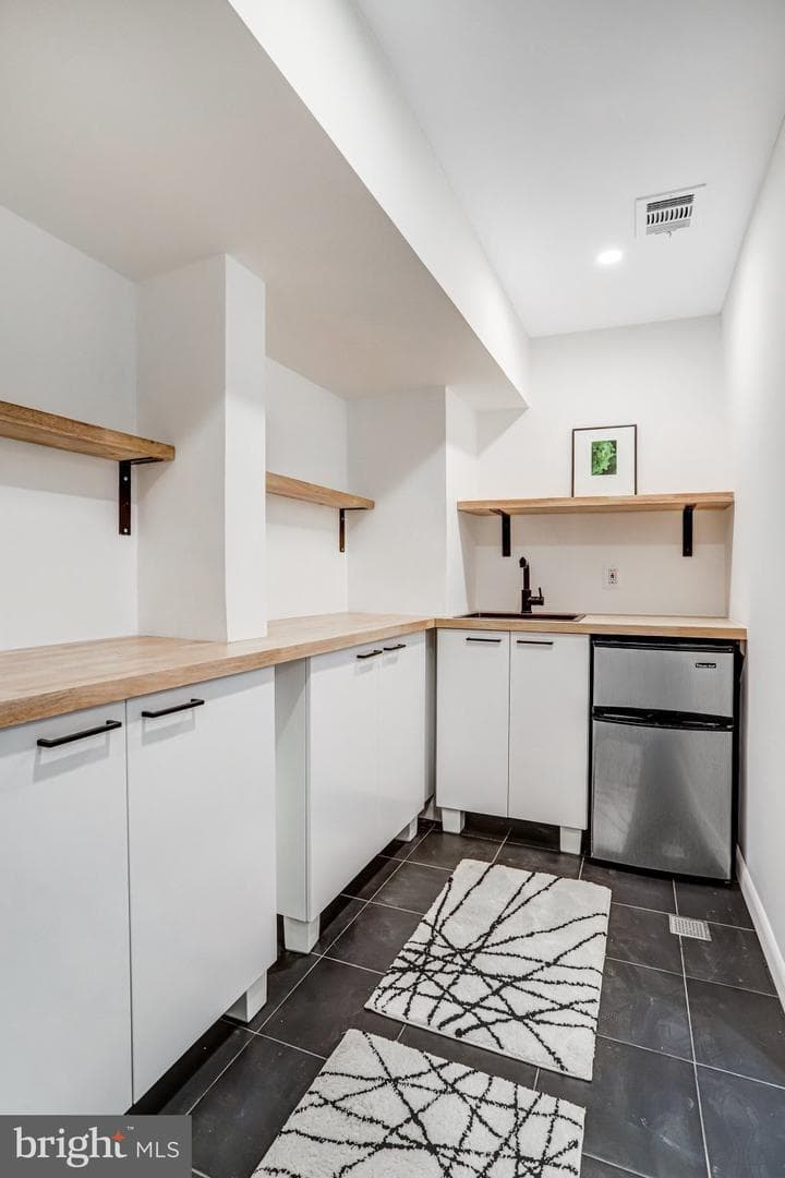 5045 Cathedral Avenue NW photo 43