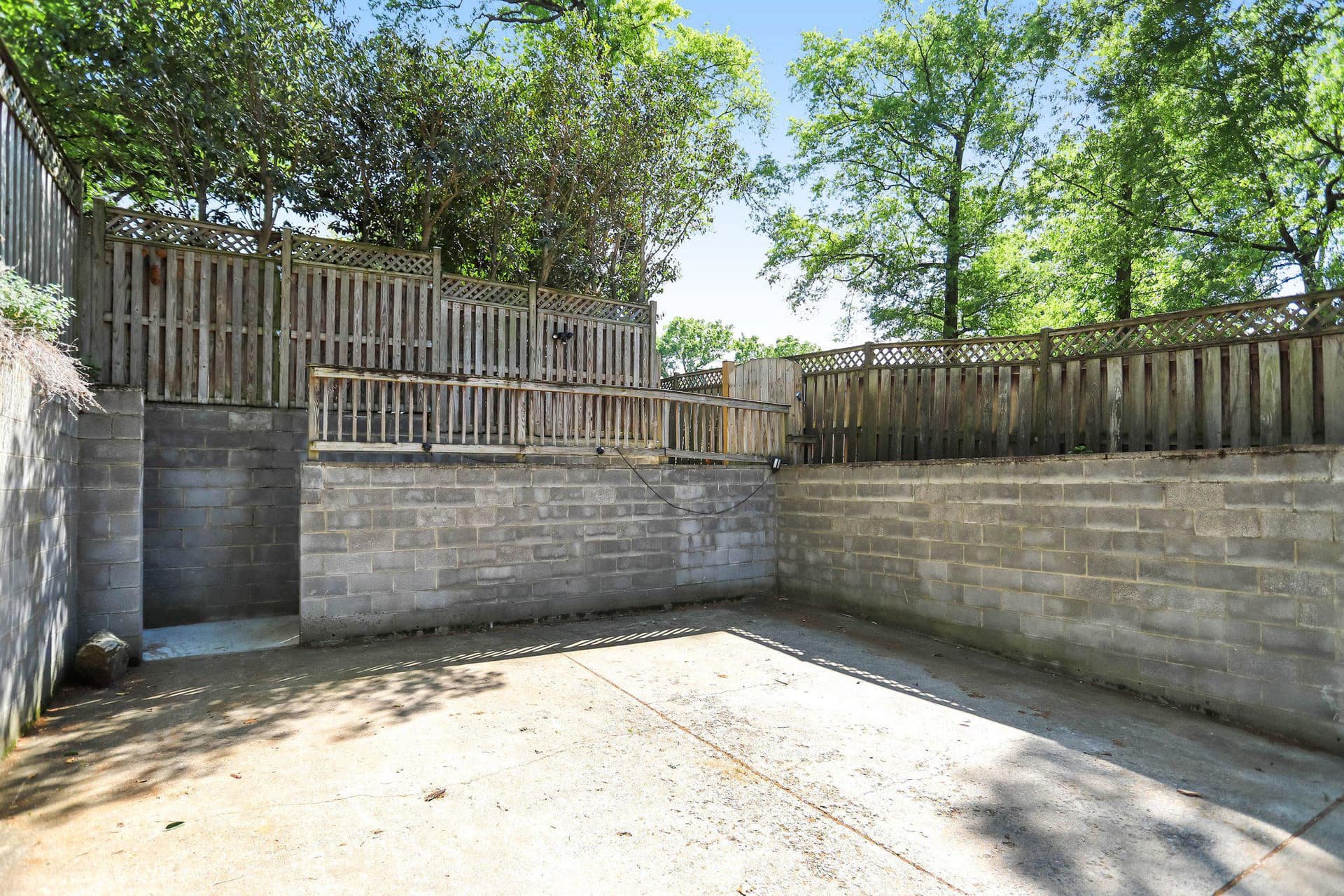 5045 Cathedral Avenue NW photo 49