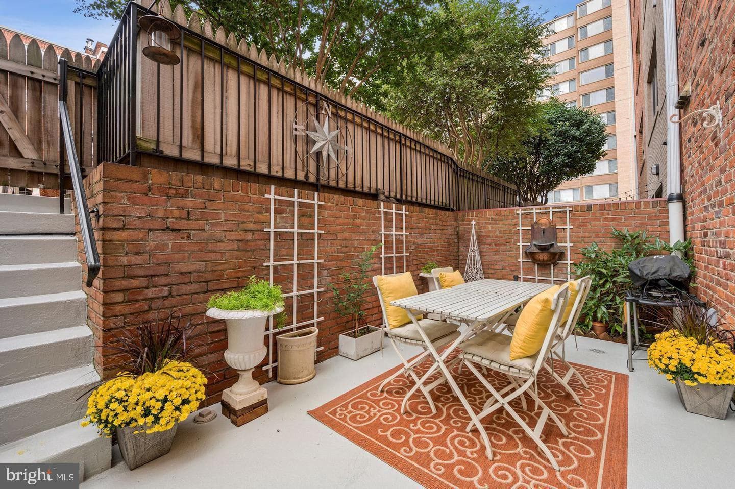 1823 Corcoran Street NW #9 photo 11