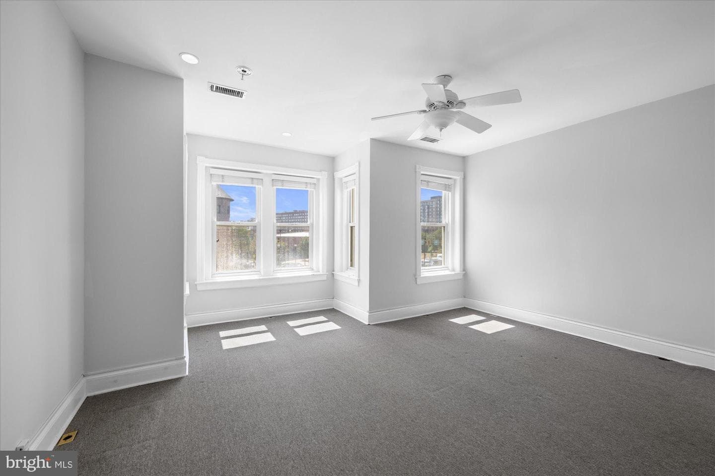 221 M Street NW photo 15