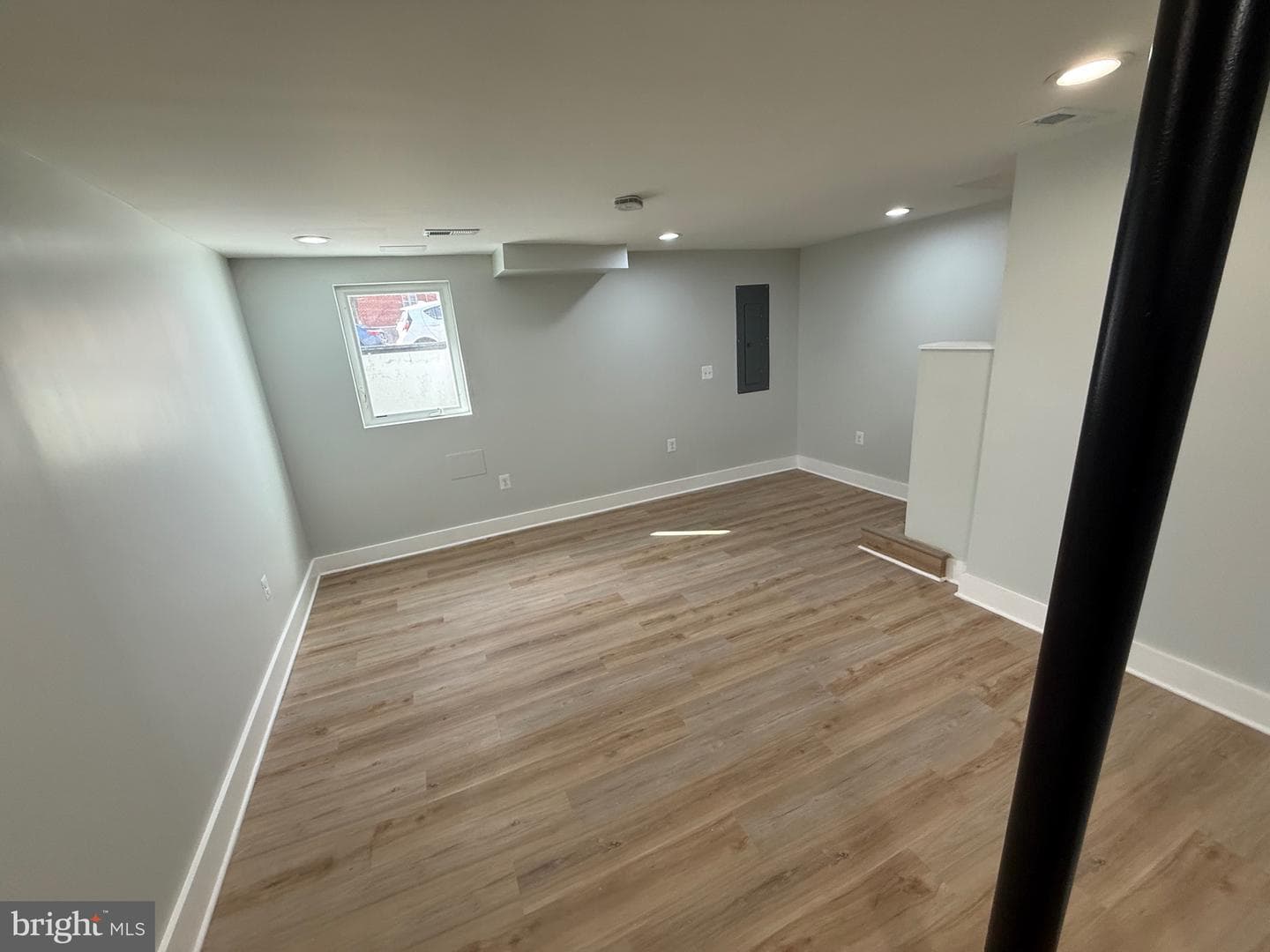5049 8th Street NE photo 16