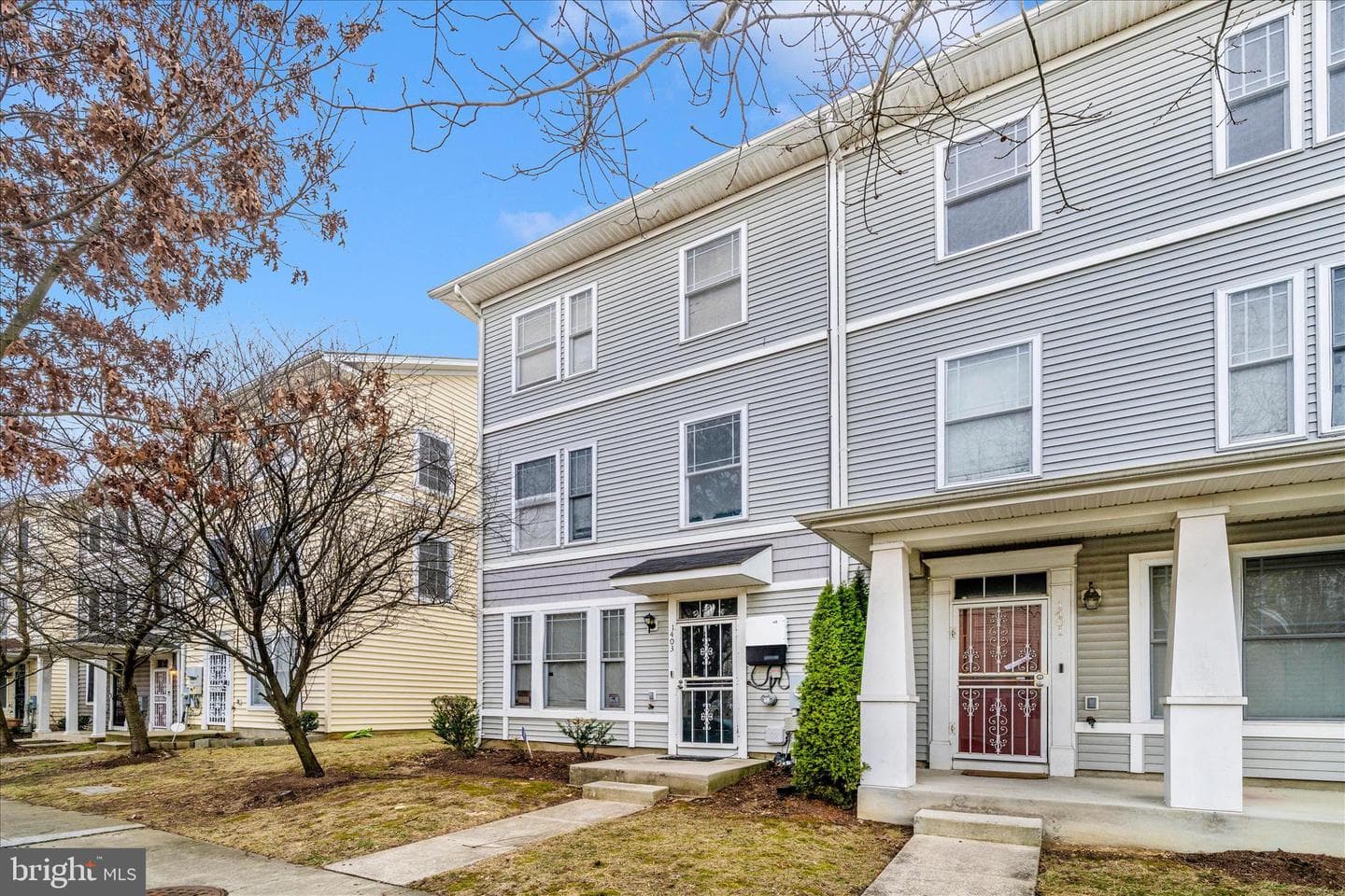1403 Shippen Lane SE photo 1