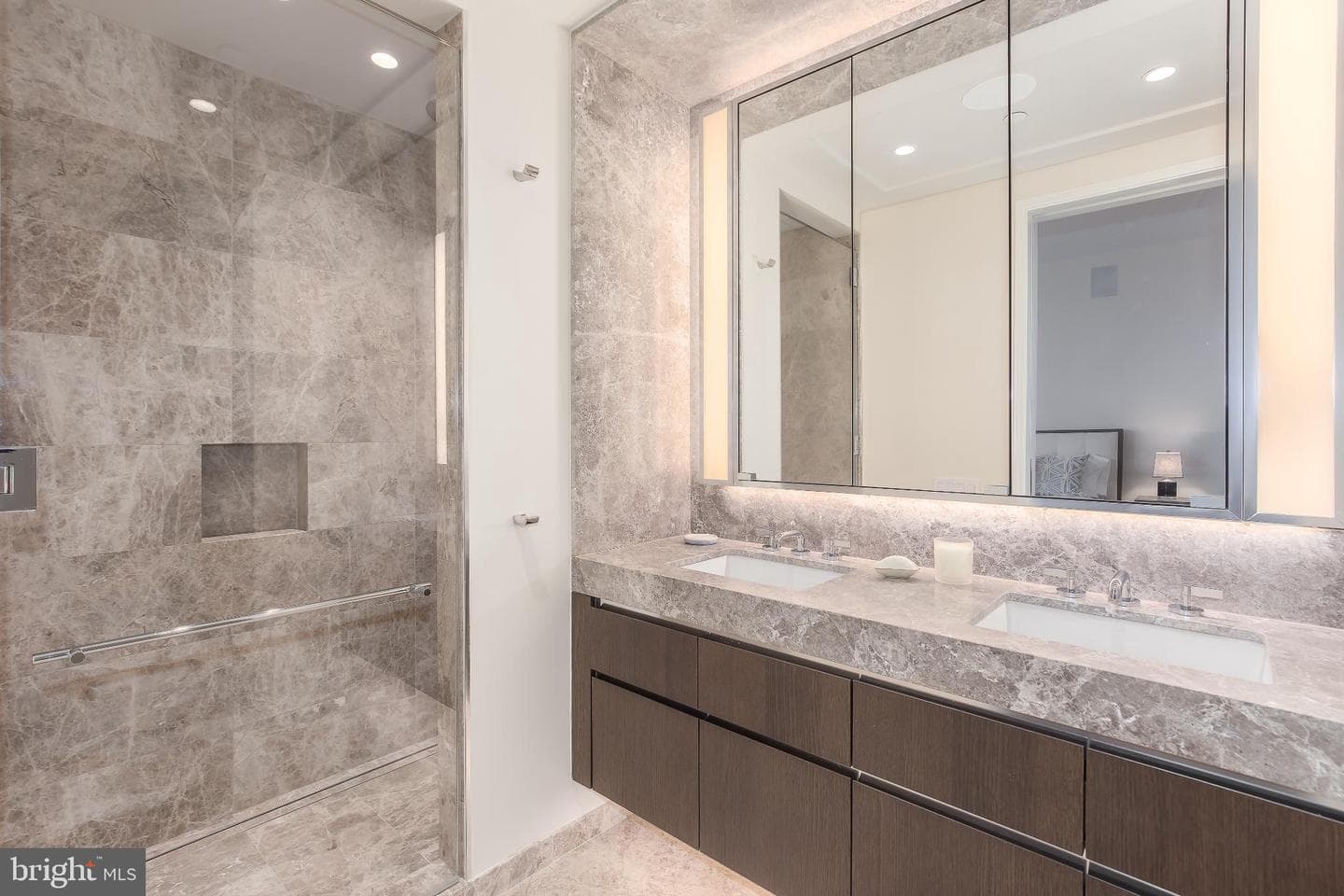 601 Wharf Street SW #412 photo 15