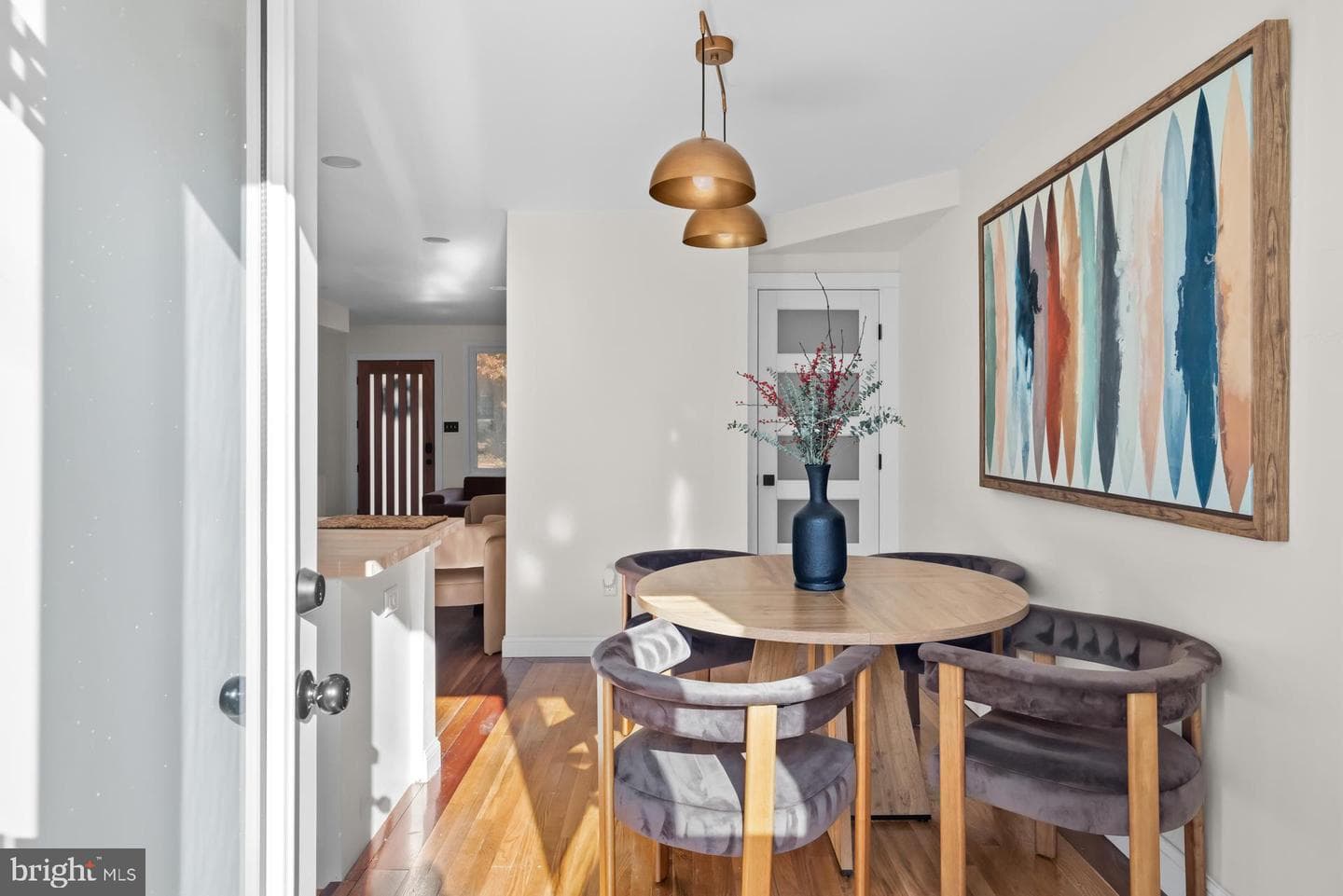125 Urell Place NE photo 22