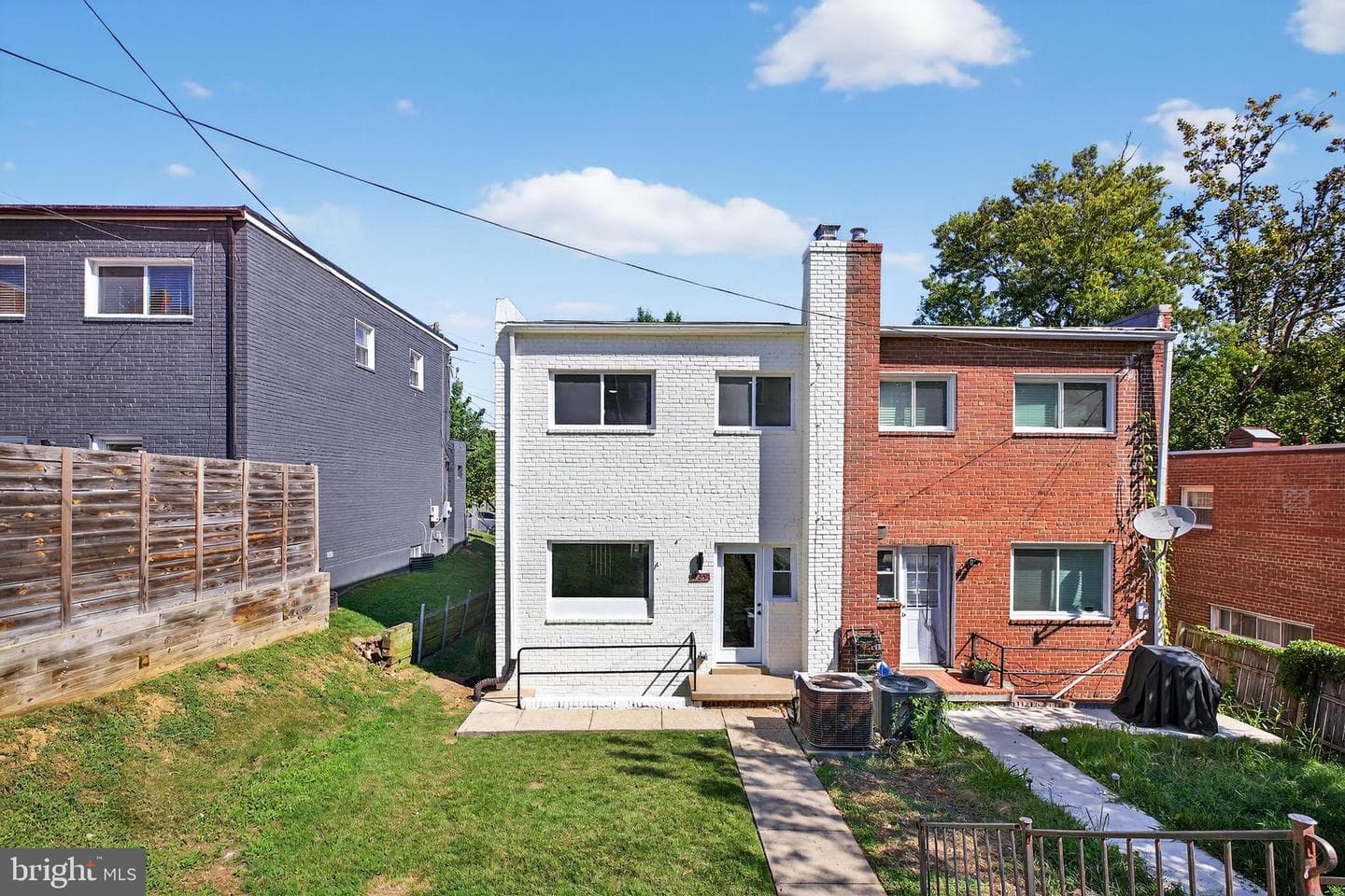 125 Urell Place NE photo 52