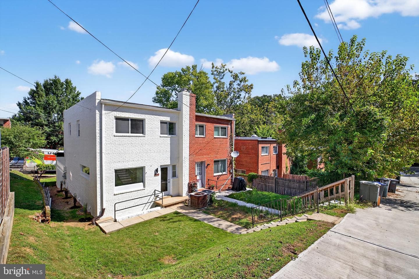 125 Urell Place NE photo 53