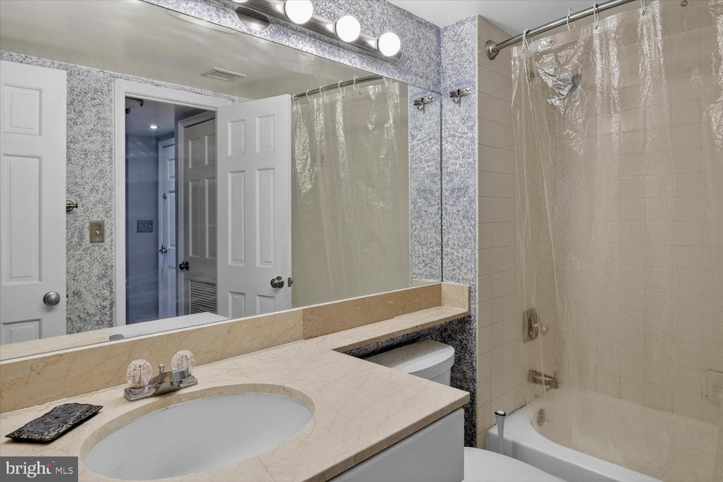 801 Pennsylvania Avenue NW #1204 photo 19