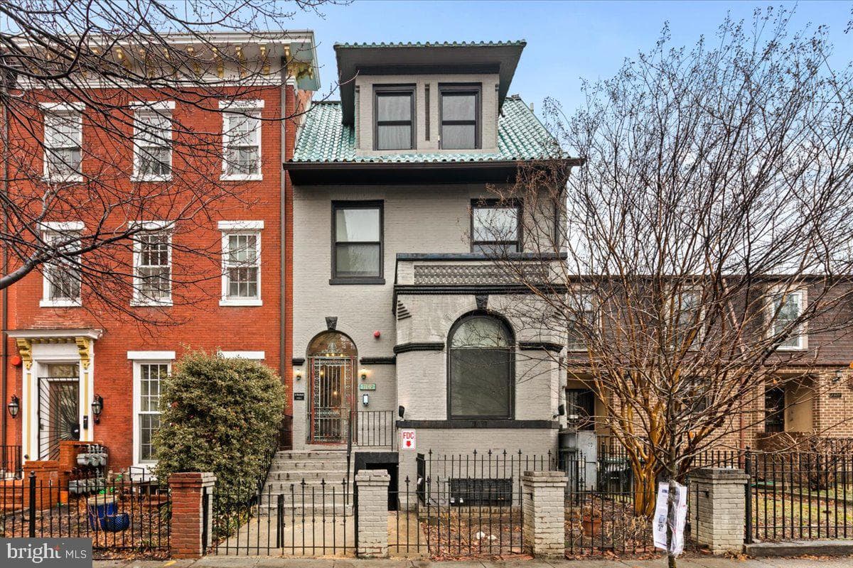 1109 M Street NW #11 photo 1