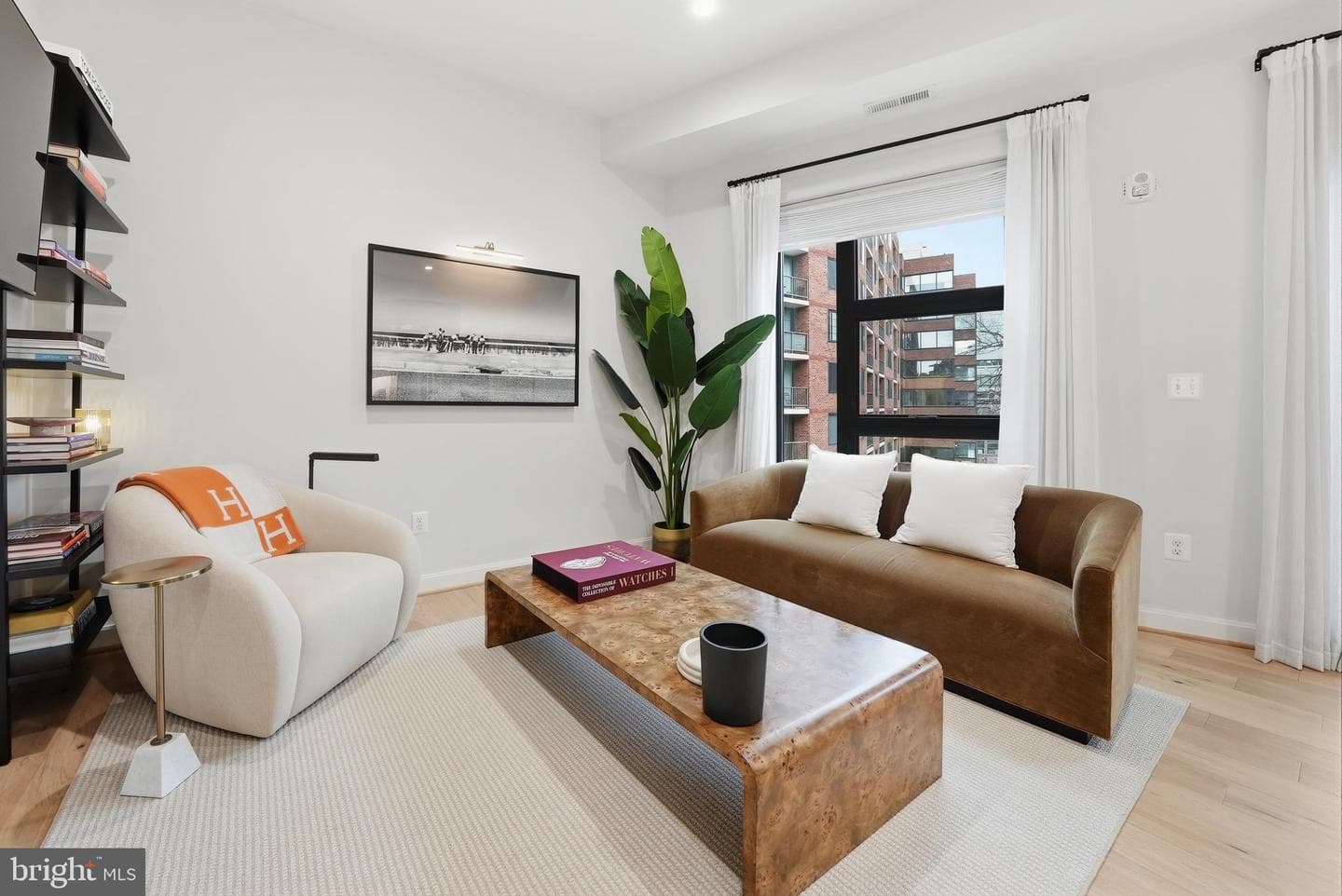 2525 Pennsylvania Avenue NW #301
