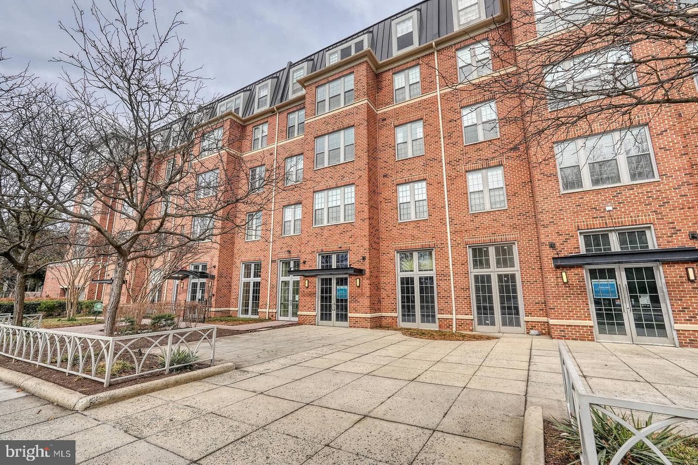 1391 Pennsylvania Avenue SE #331 photo 3