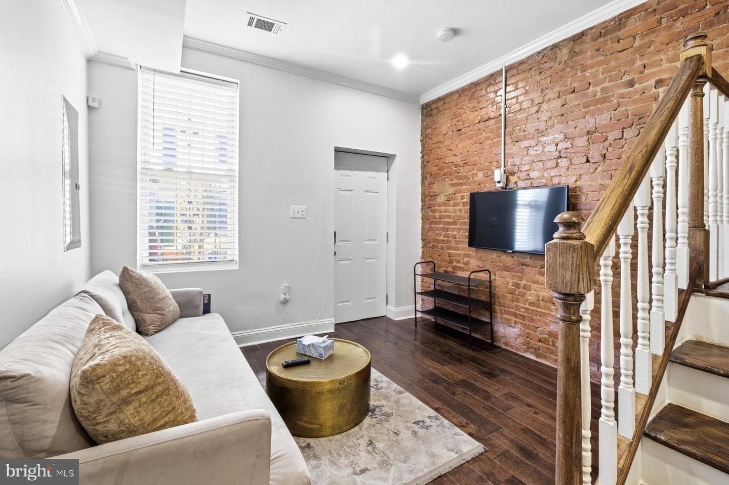 1221 Wylie Street NE photo 4