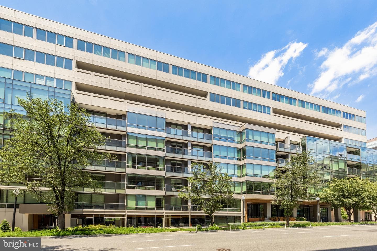 2501 M Street NW #704 photo 31