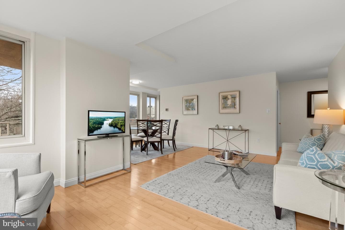 4000 Tunlaw Road NW #1007 photo 5