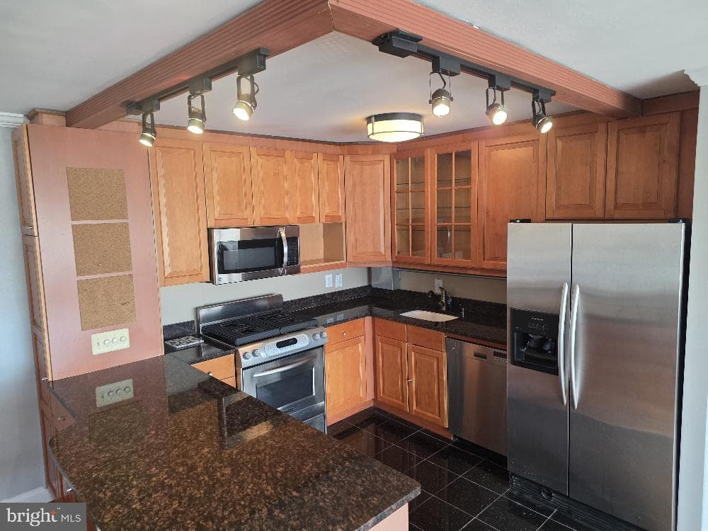 1330 New Hampshire Avenue NW #1014 photo 5