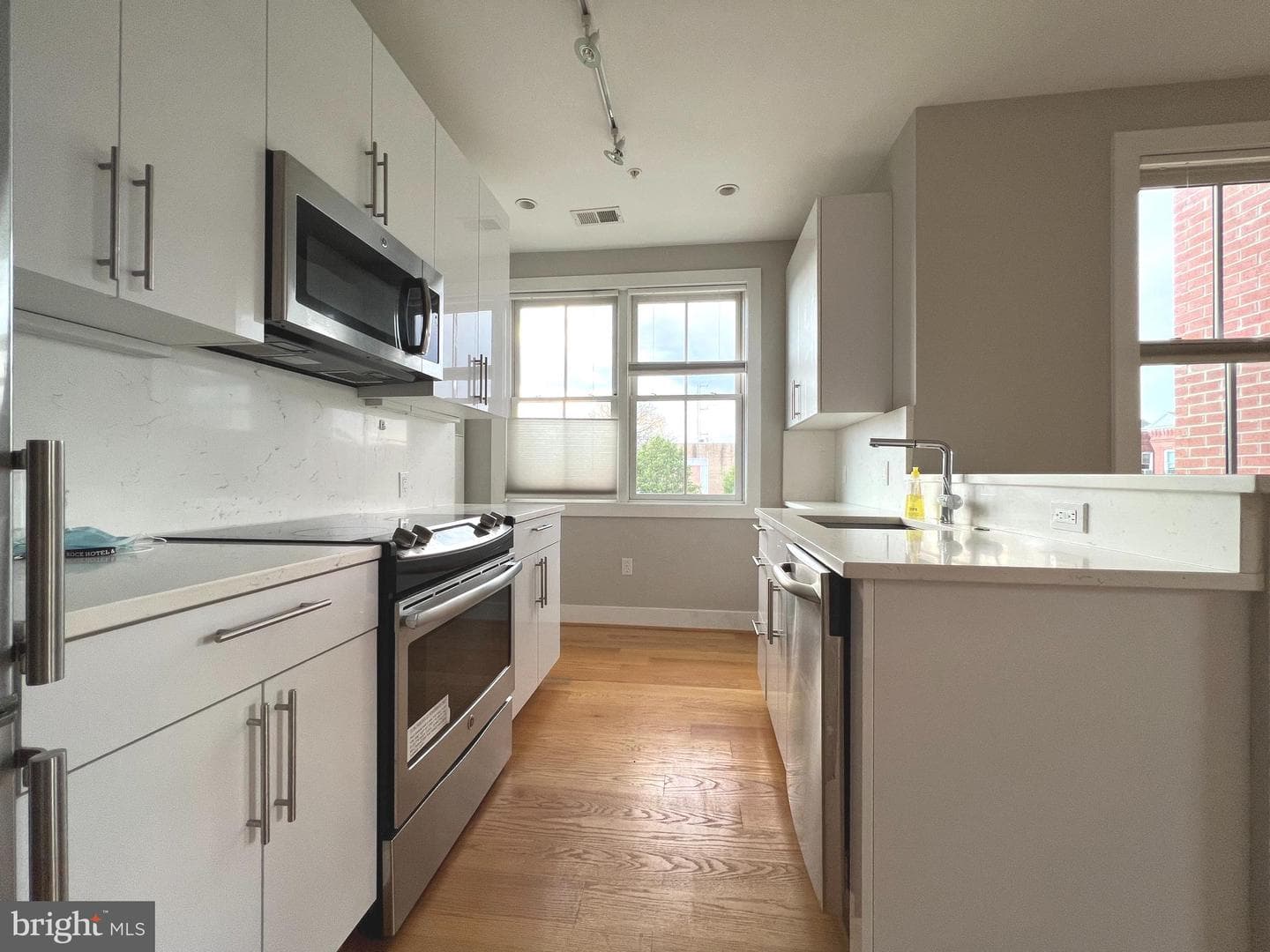 1209 G Street SE #8 photo 18