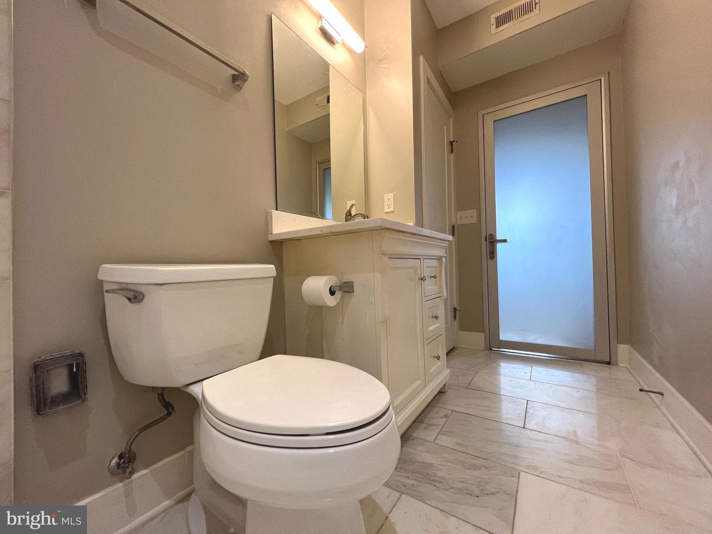 1209 G Street SE #8 photo 22