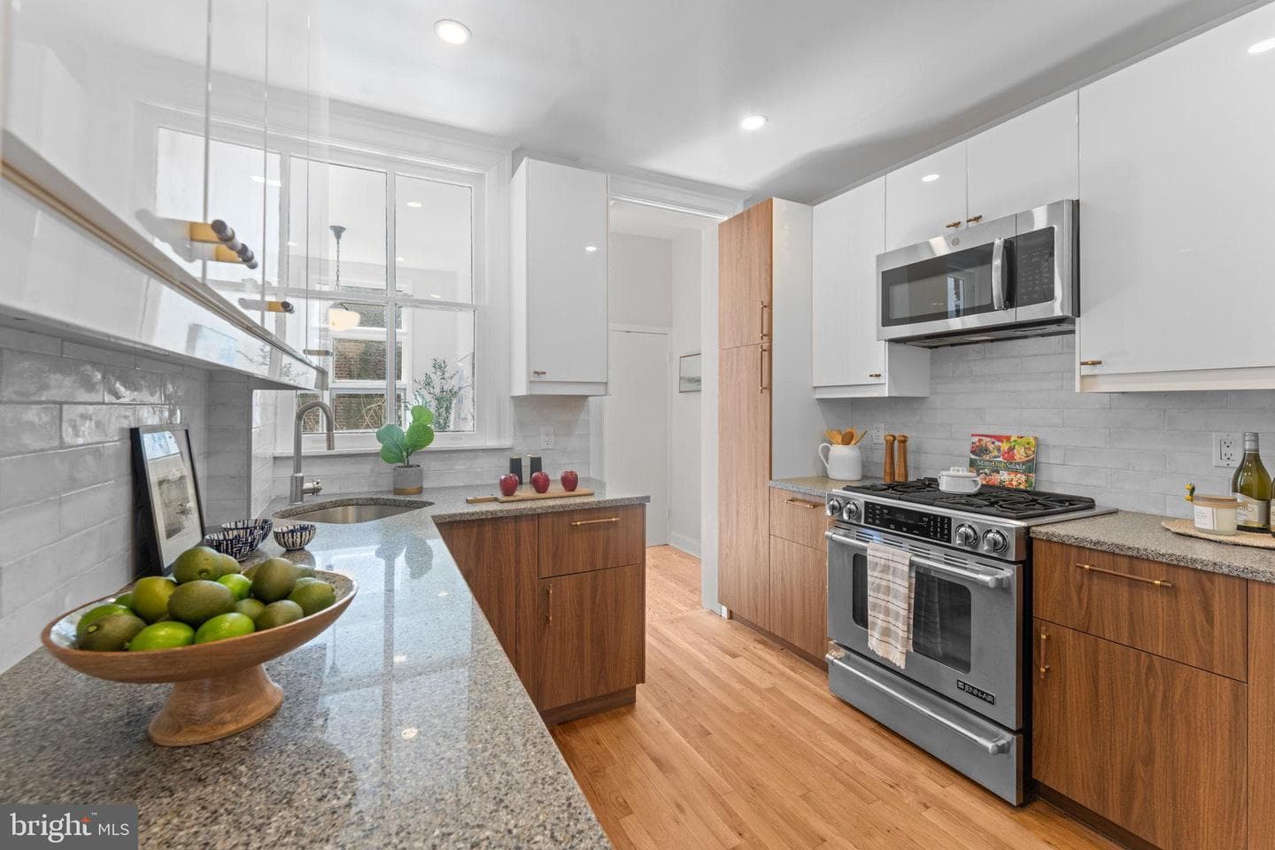 1802 Lamont Street NW photo 31