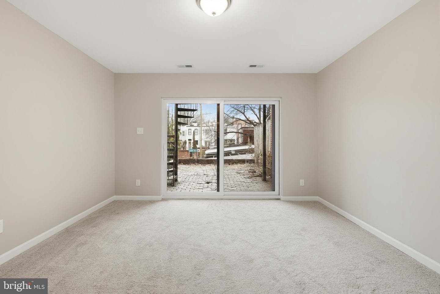 3248 Jones Court NW photo 9