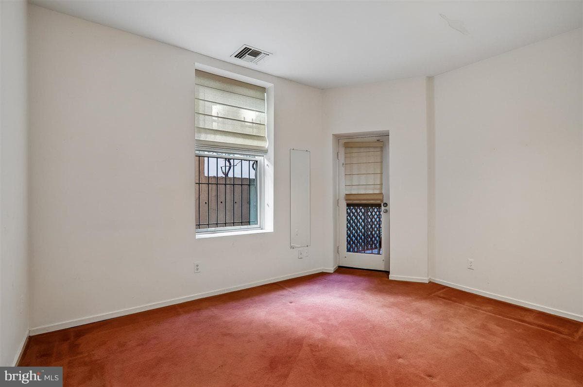 2038 18th Street NW #101 photo 33