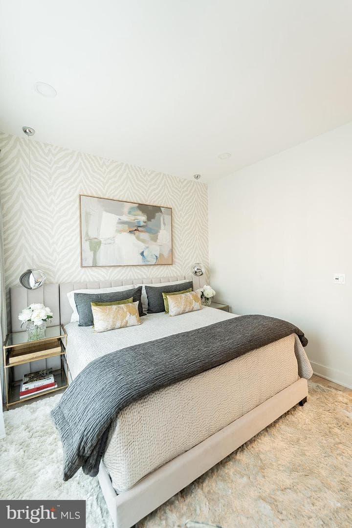1215 Holbrook Terrace NE #2 photo 38