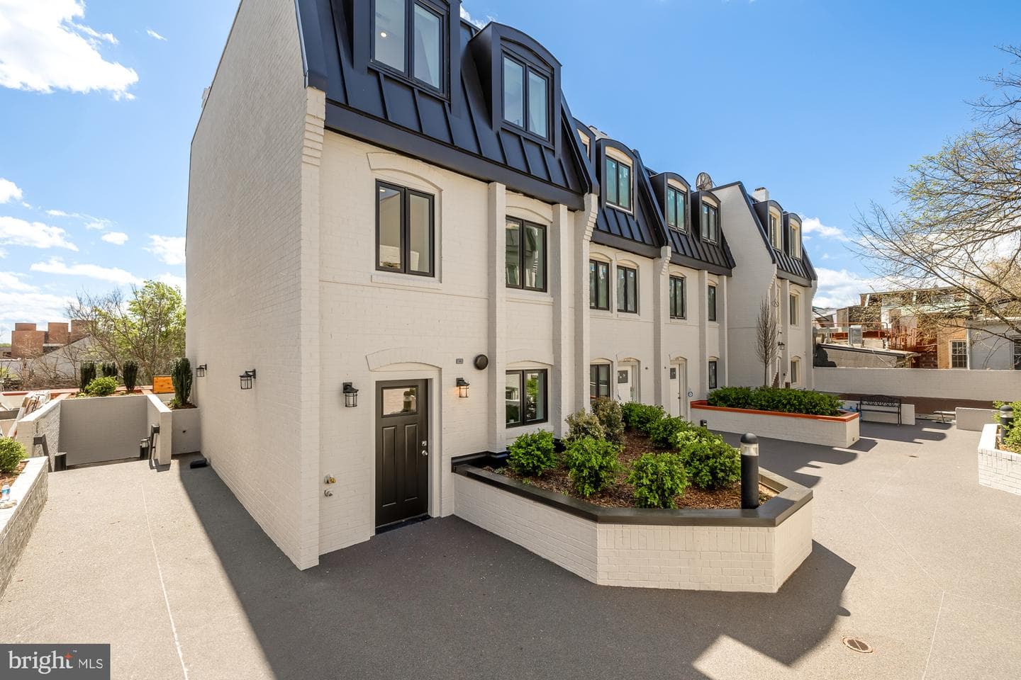 1200 Eton Court NW #t4 photo 1