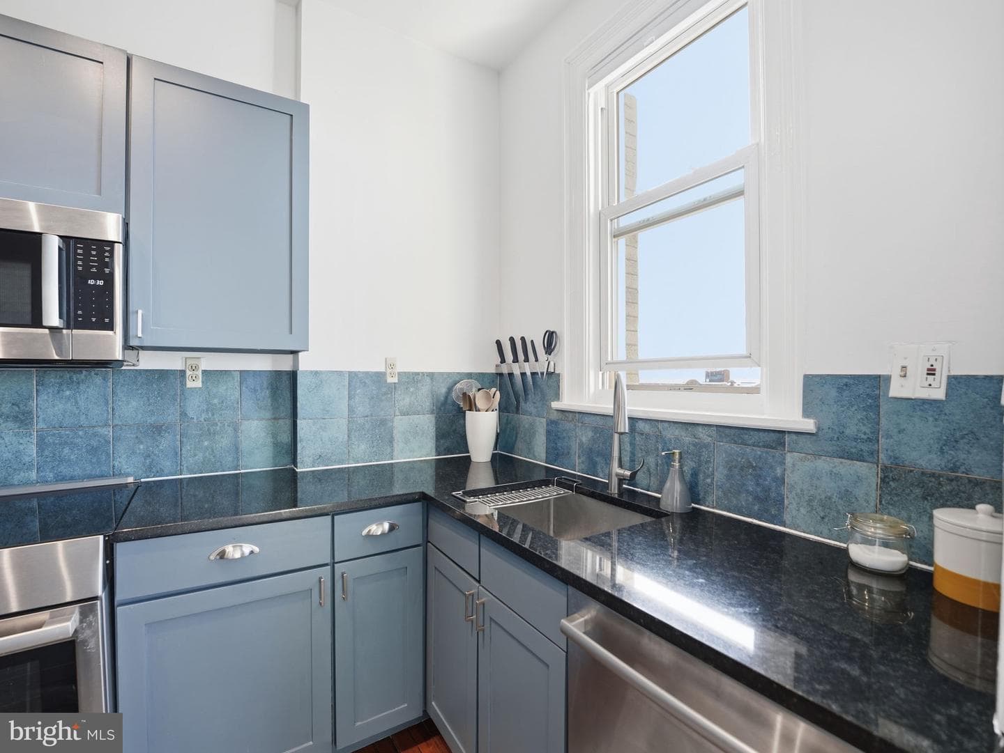1852 Columbia Road NW #603 photo 6