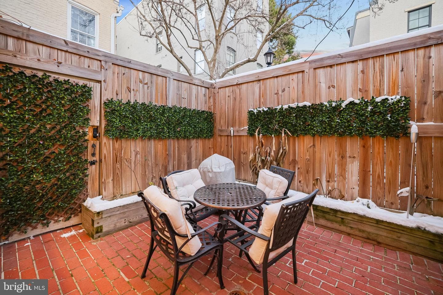 1233 Potomac Street NW photo 24