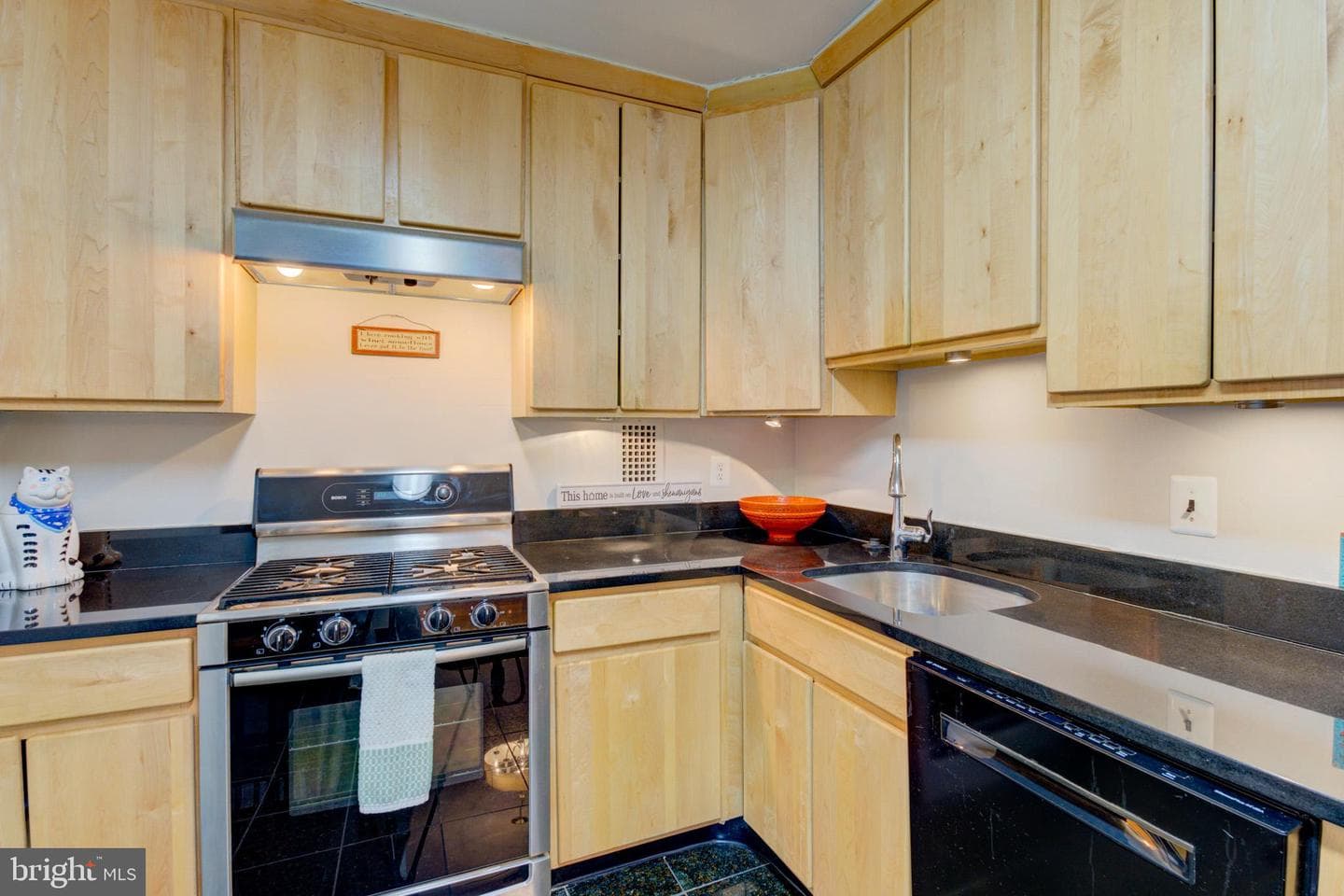 3001 Veazey Terrace NW #1320 photo 14