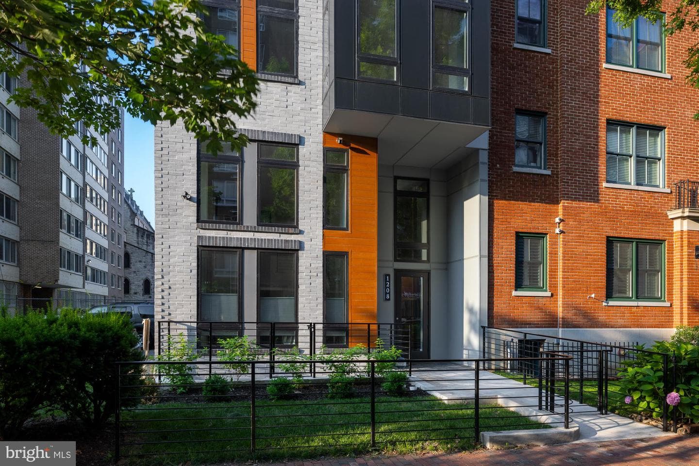 1208 M Street NW #51 photo 3
