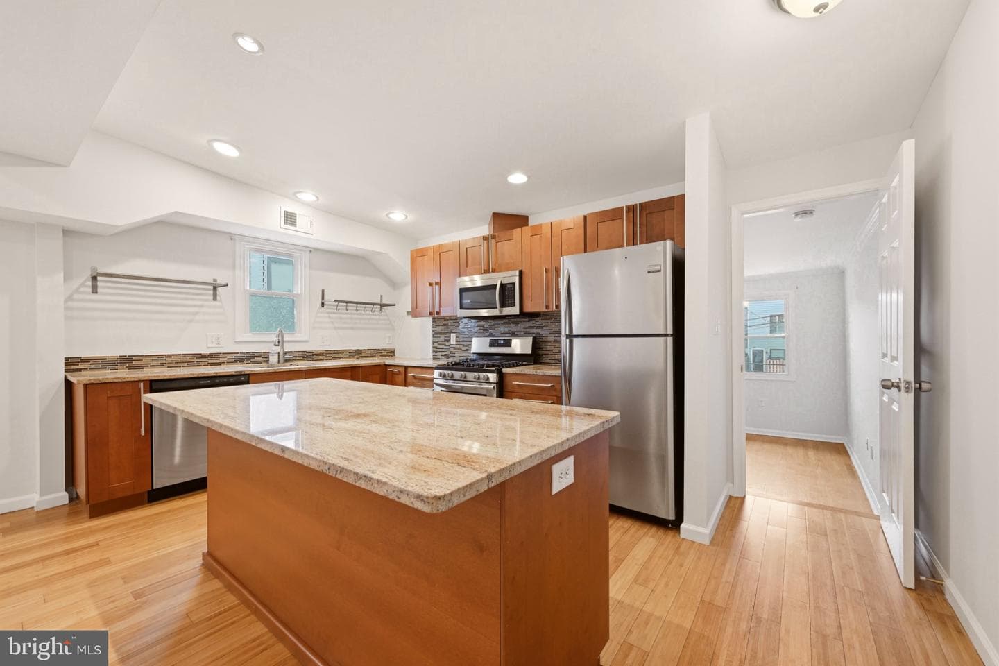 737 Morton Street NW photo 23