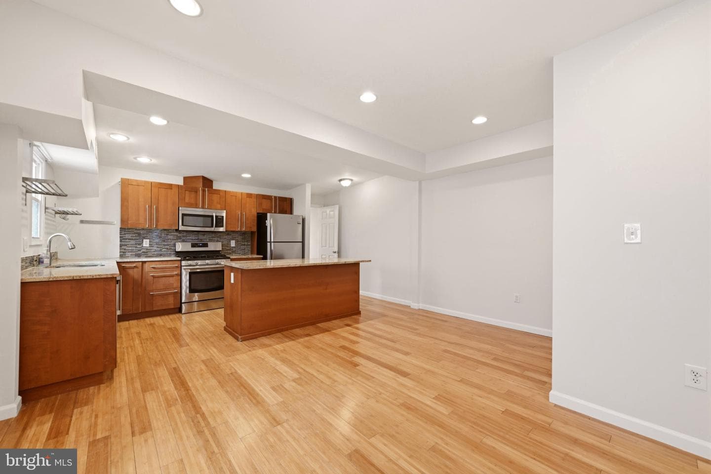 737 Morton Street NW photo 24
