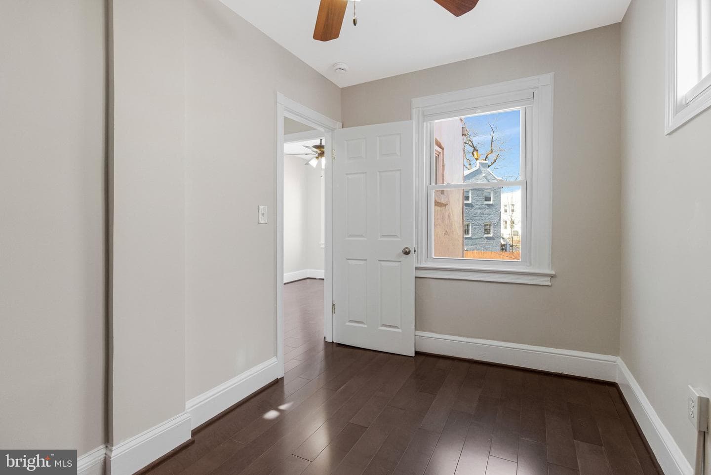 1264 Penn Street NE photo 20
