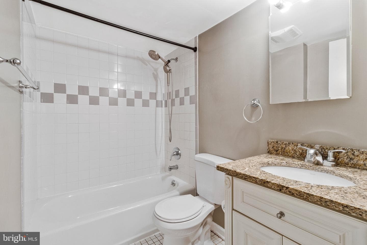1264 Penn Street NE photo 30